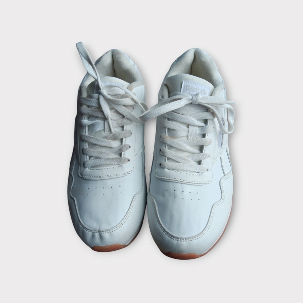 REEBOK CLASSIC MEN'S SIZE 9 WHITE RUNNING SHOE. - Picture 5 of 8